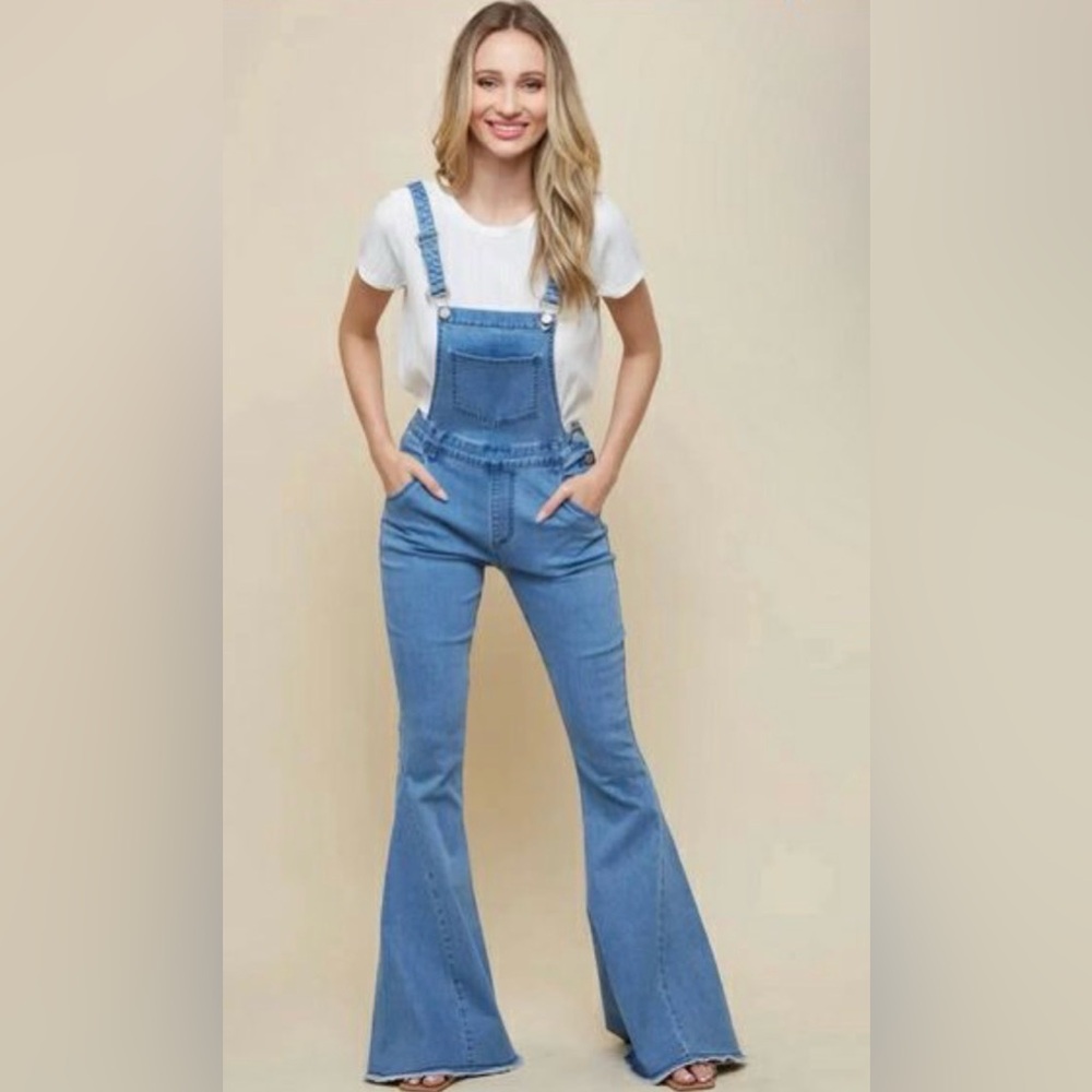 Saints & Hearts Denim Flare Overalls NWT Medium